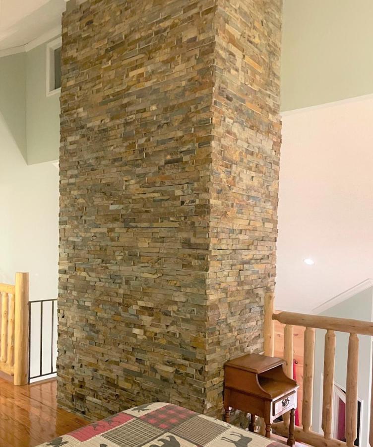 Spacious Downtown Condo Walking Distance To Downtown Gatlinburg Sleeps 6 Guests Kültér fotó