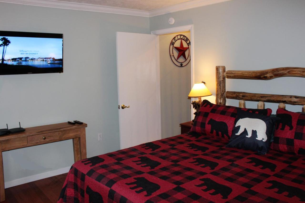 Spacious Downtown Condo Walking Distance To Downtown Gatlinburg Sleeps 6 Guests Kültér fotó